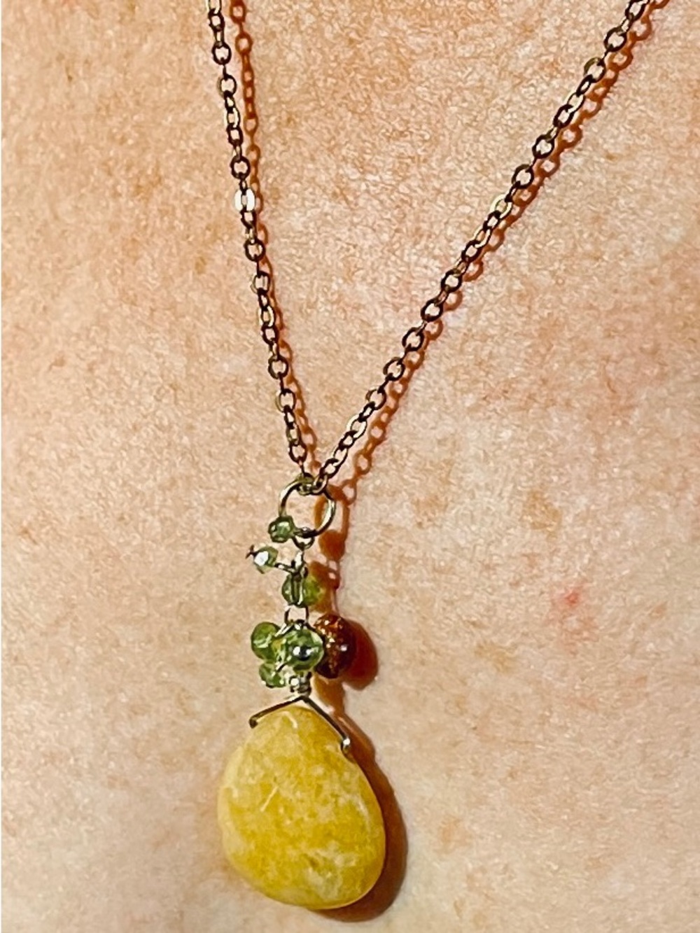 Chic Handmade Gold and Green Pendant Beaded Rock Necklace w Copper 18” Chain